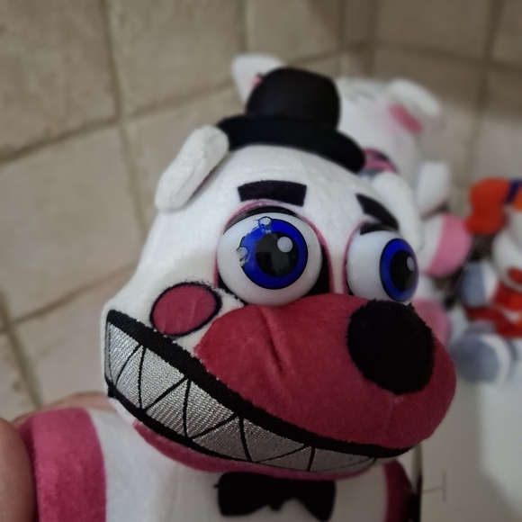 NWT Five Nights at Freddy's Bundle Of 4 Sister Location Plushes - Picture 3 of 6